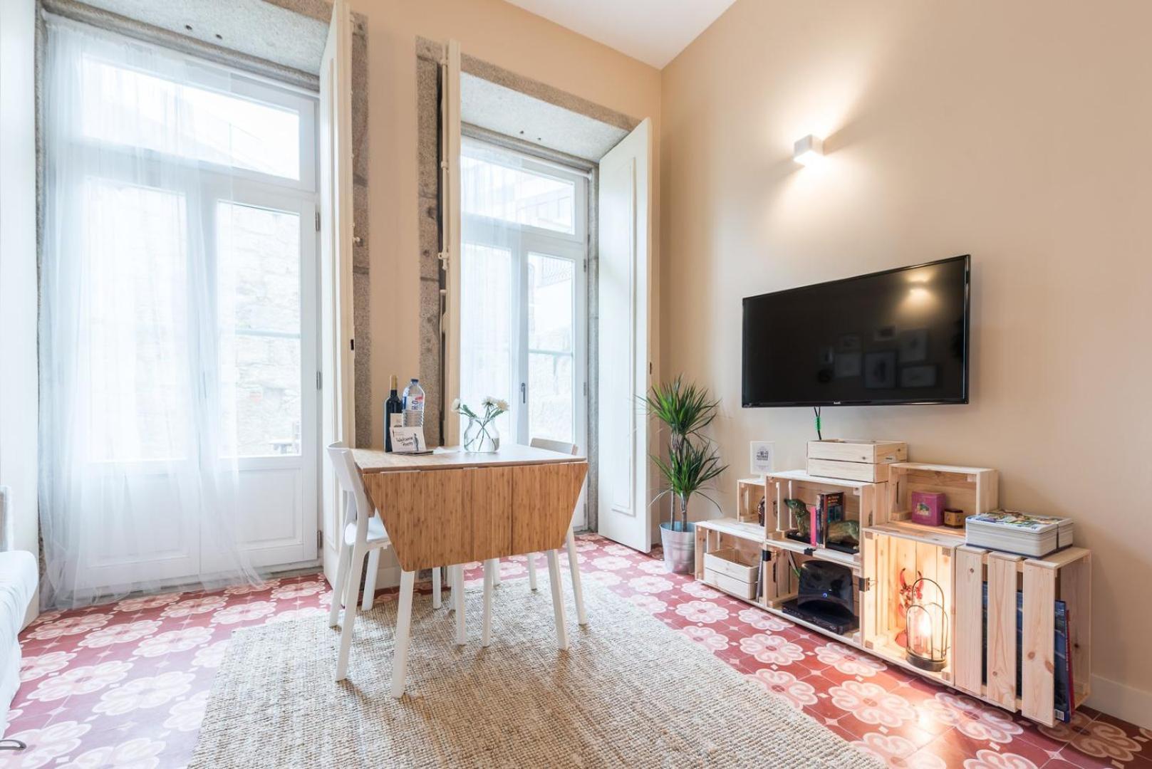 Guestready - Lofted Getaway In Downtown Porto Lägenhet Exteriör bild