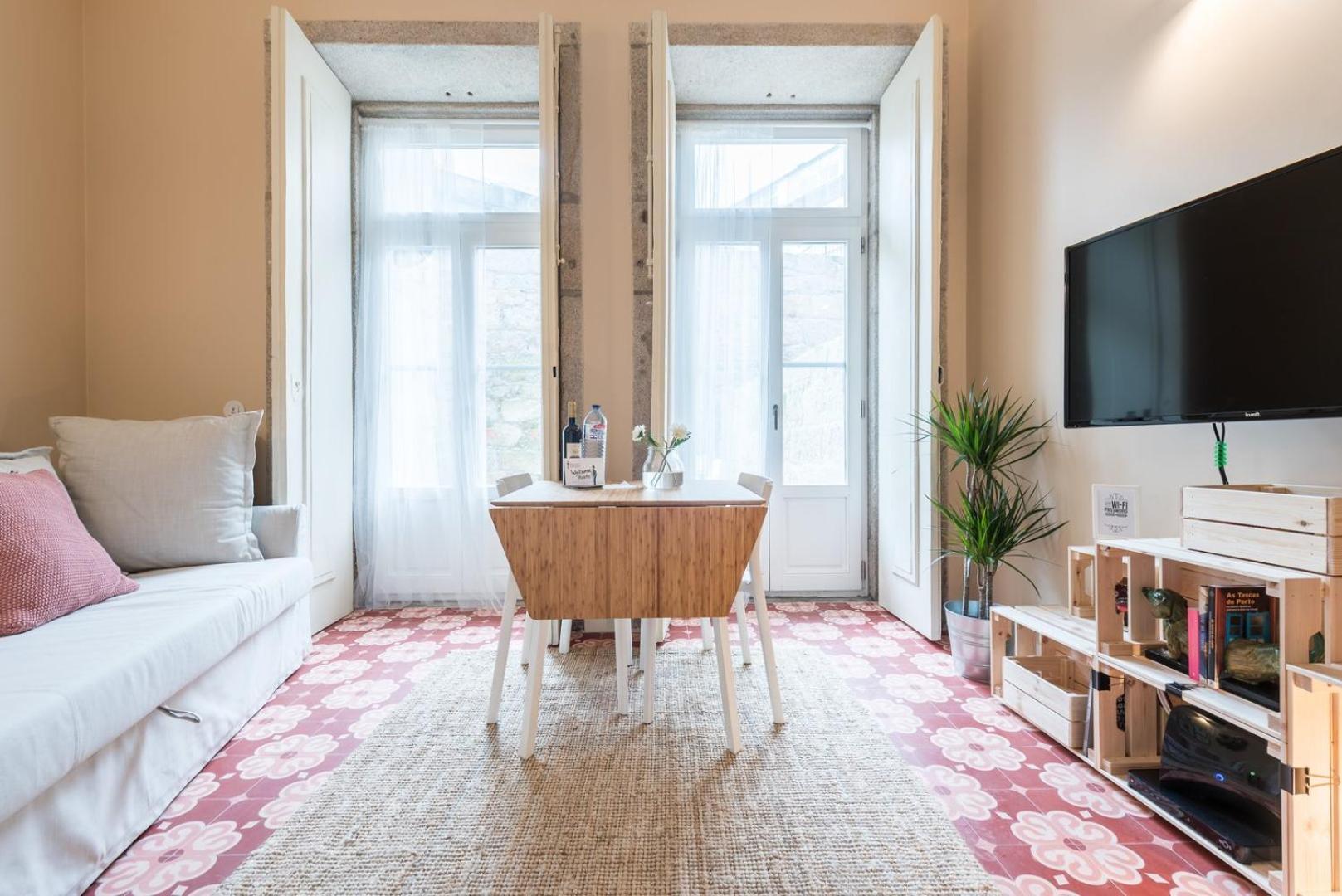 Guestready - Lofted Getaway In Downtown Porto Lägenhet Exteriör bild